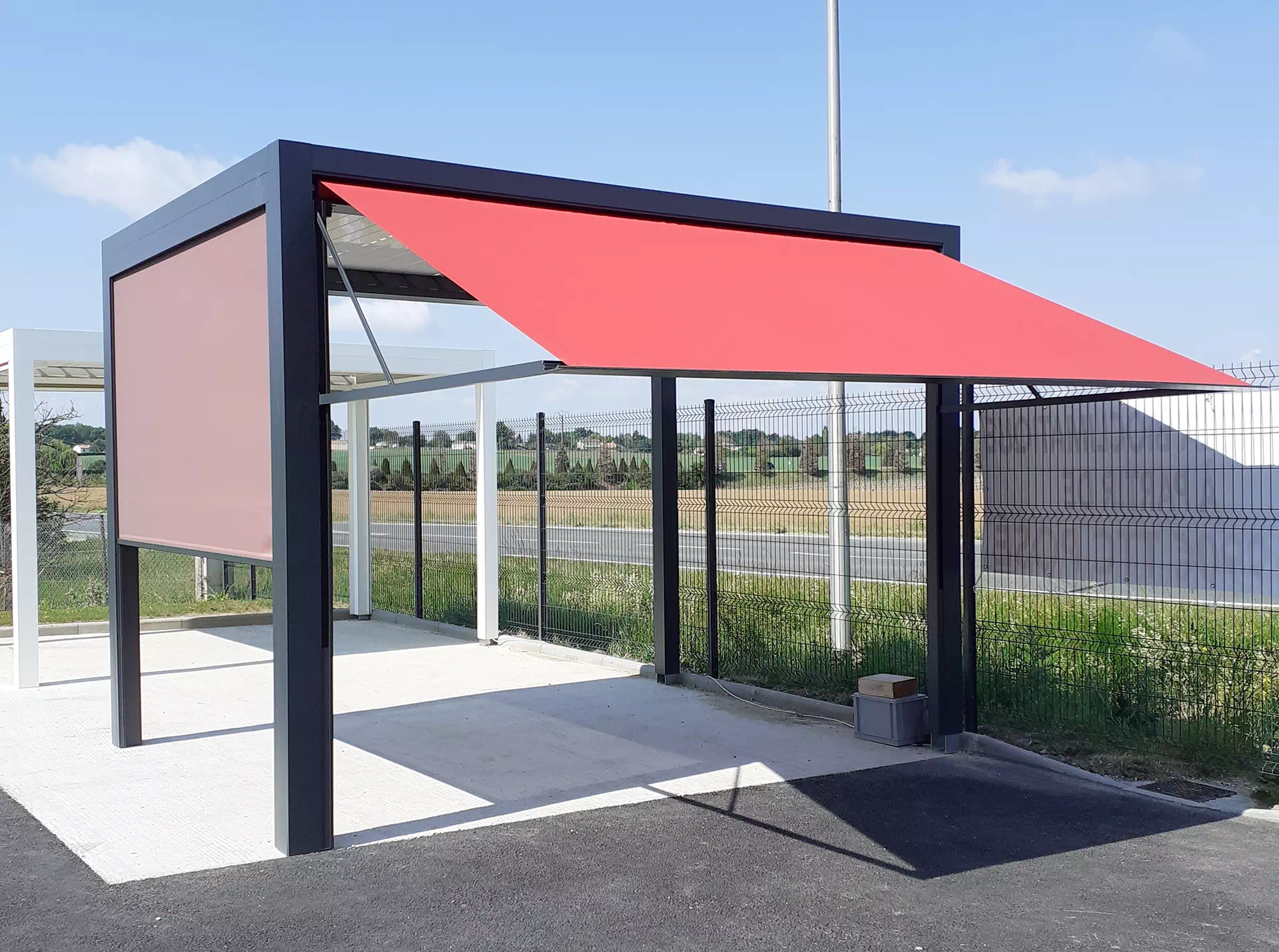 Pose de pergolas à Jonzac par Espi Bâtiment